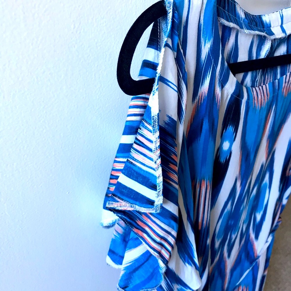 UK Design Short Summer Dress with Flowy Sleeves - Picture 8 of 11